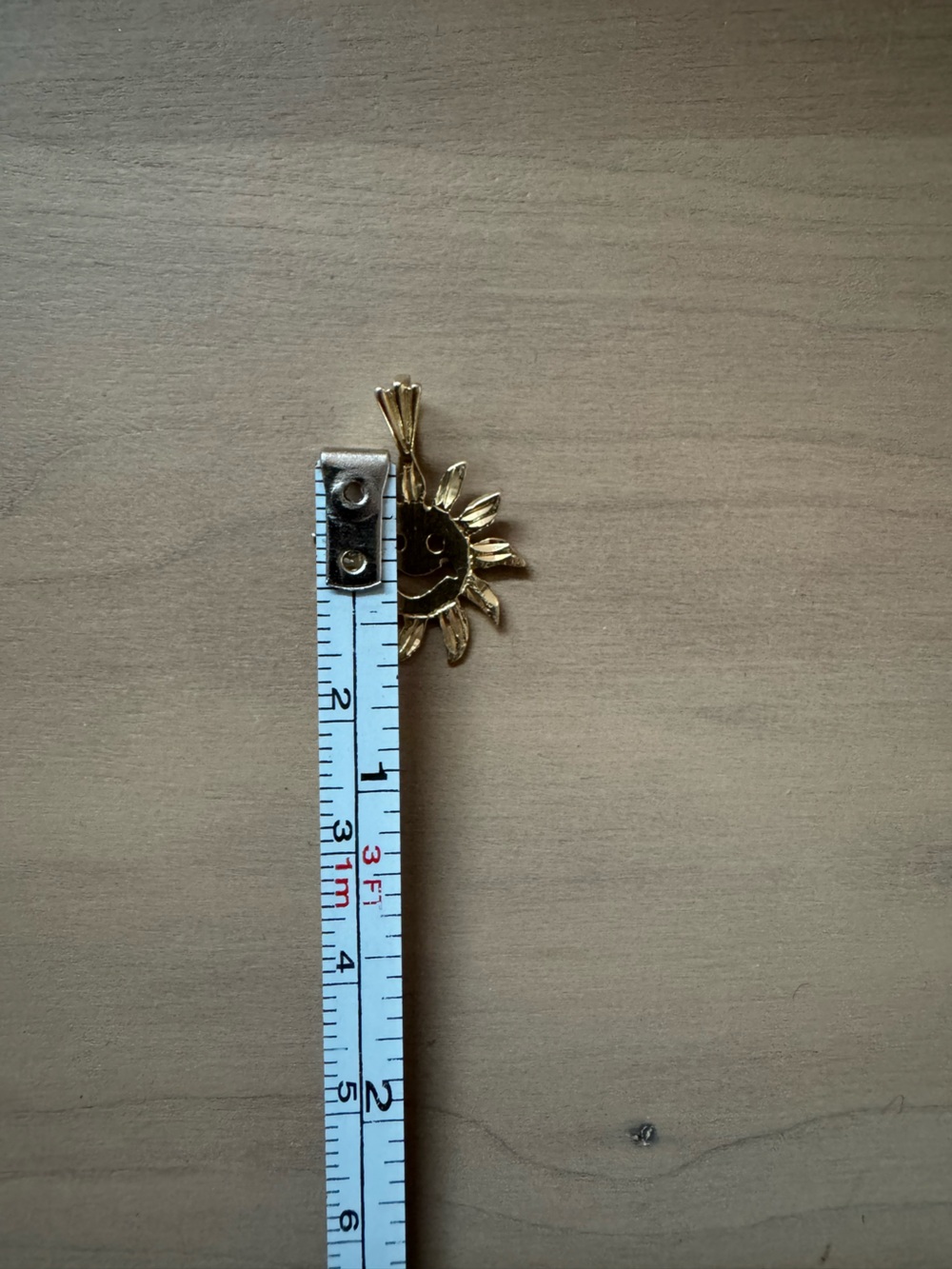 14k Gold Sunburst Smiley Pendant - Picture 3 of 4